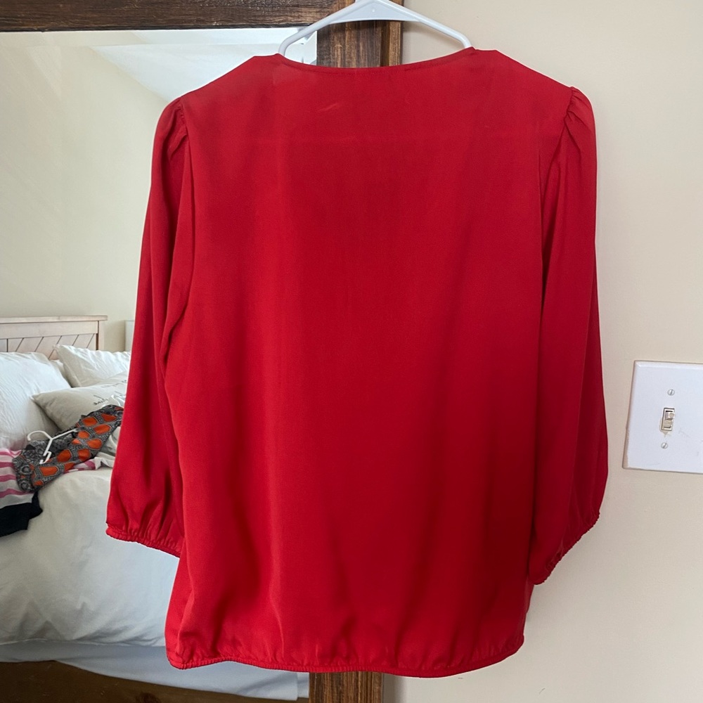 Red LOFT blouse - Picture 3 of 3